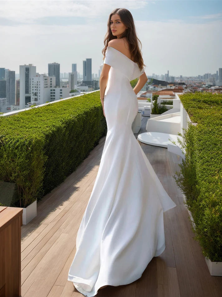 Trumpet/Mermaid Strapless Short Sleeves Ruched Retract Your Waist Wedding Dresses